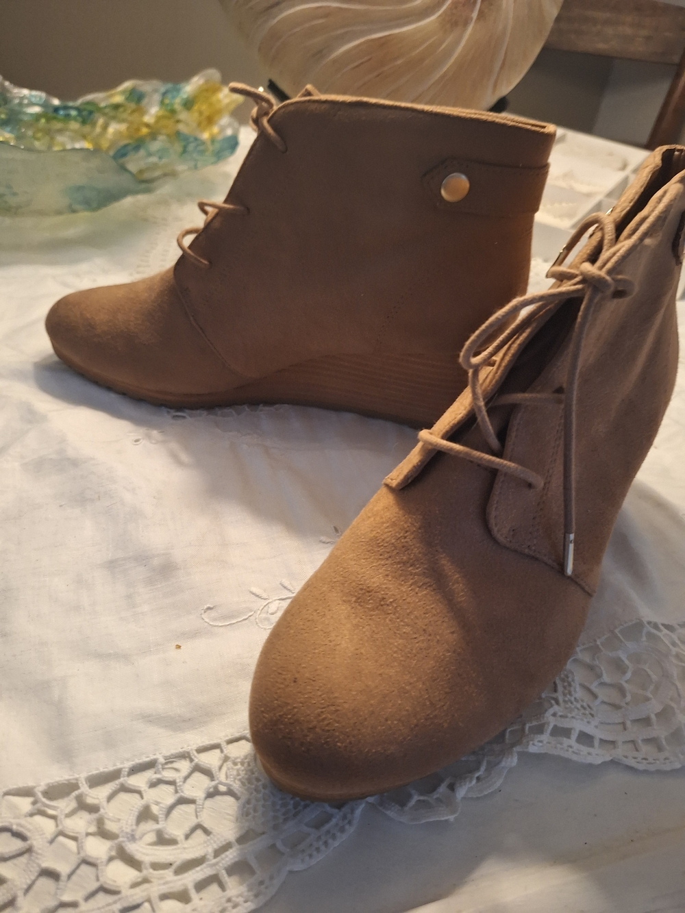 Dr. Scholl's Tan Suede Lace-Up Wedge Booties
